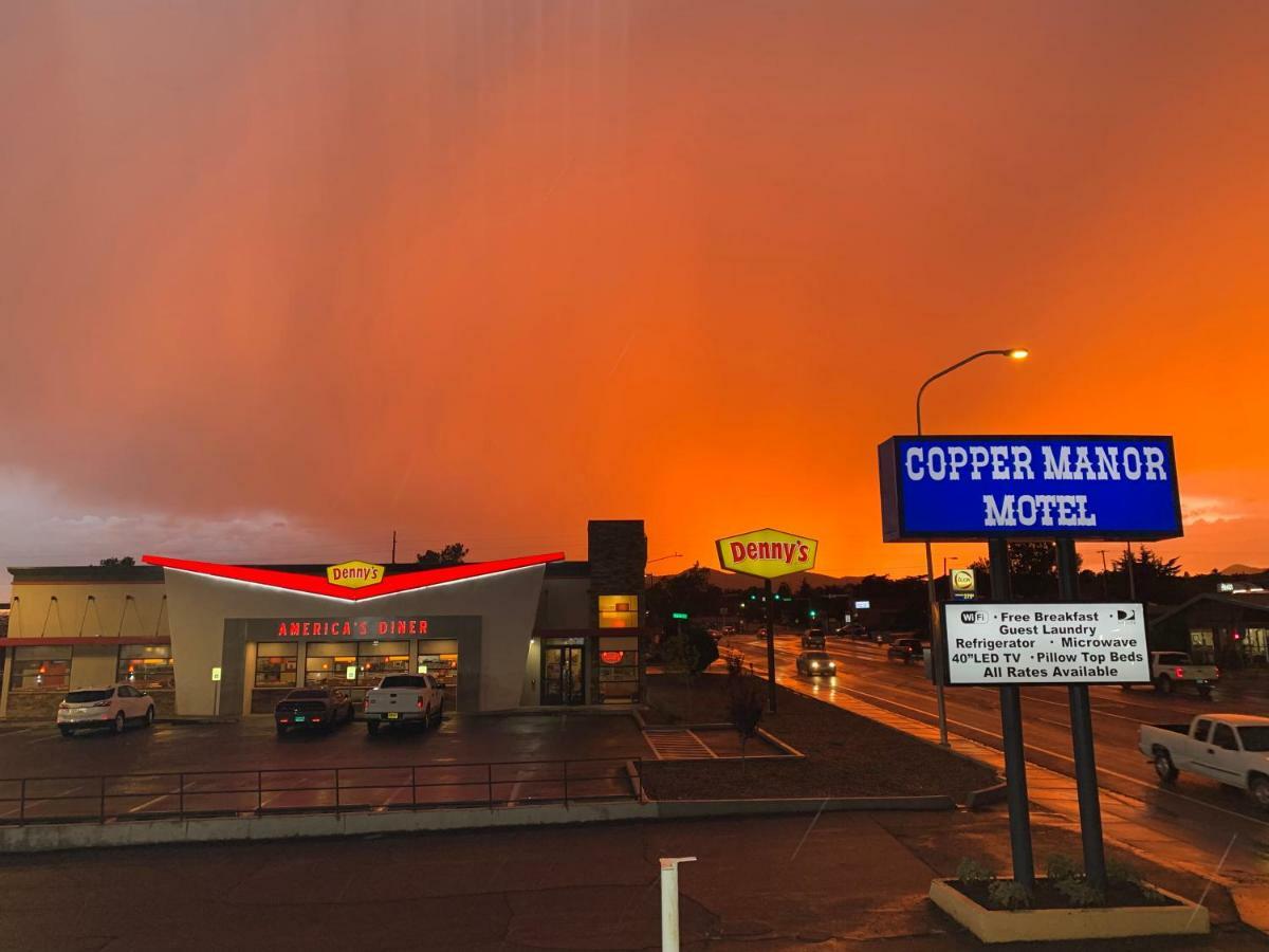 Copper Manor Motel Силвер-Сити Экстерьер фото